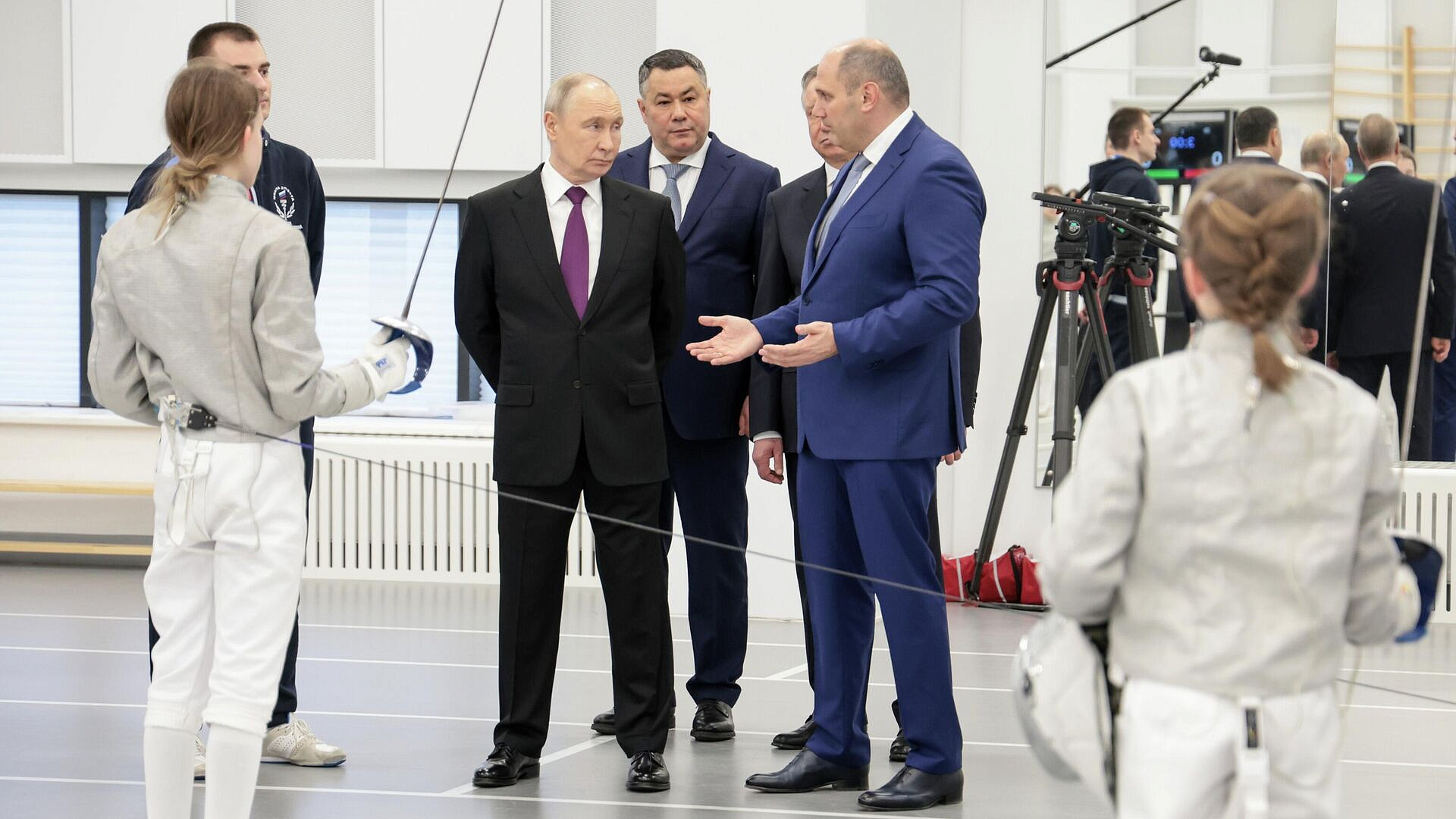 Путин отметил рост числа спортсменов, занимающихся дзюдо в России