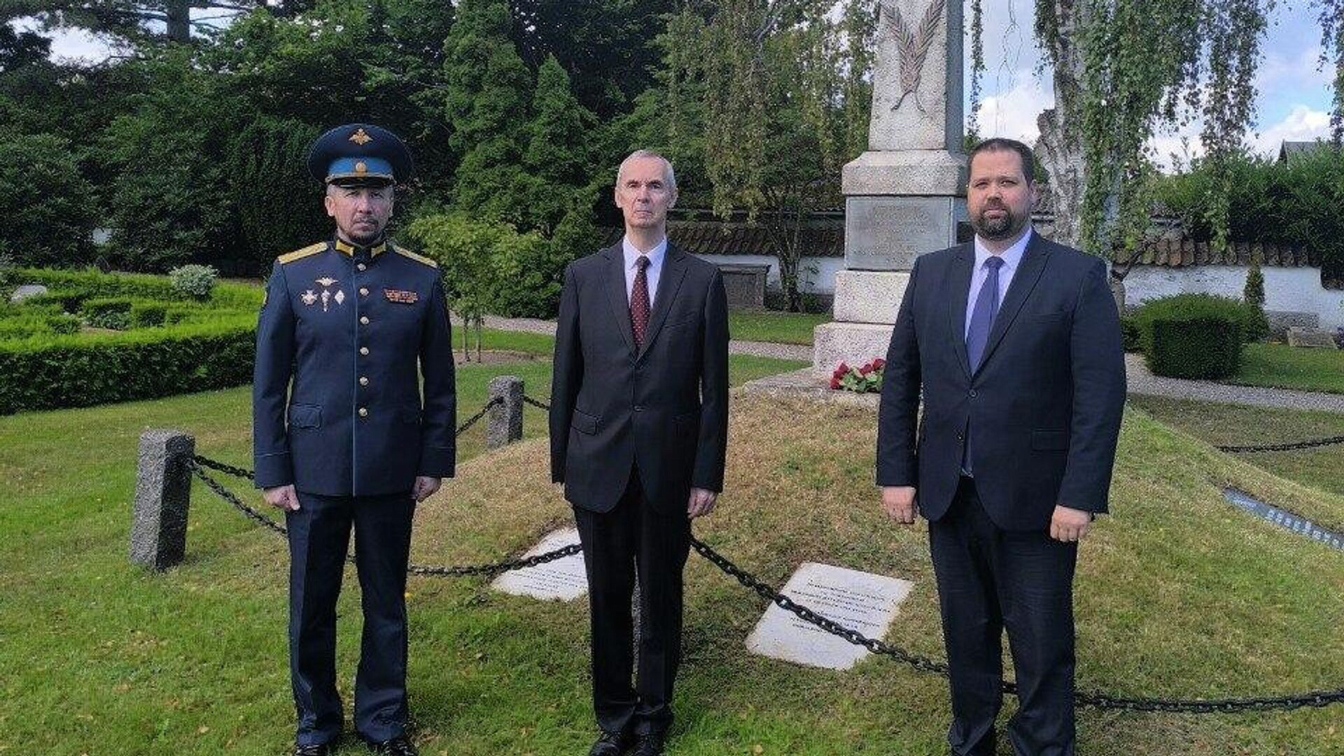 � ����� ������� ������ ������� ������, �������� � ���� ������ �������