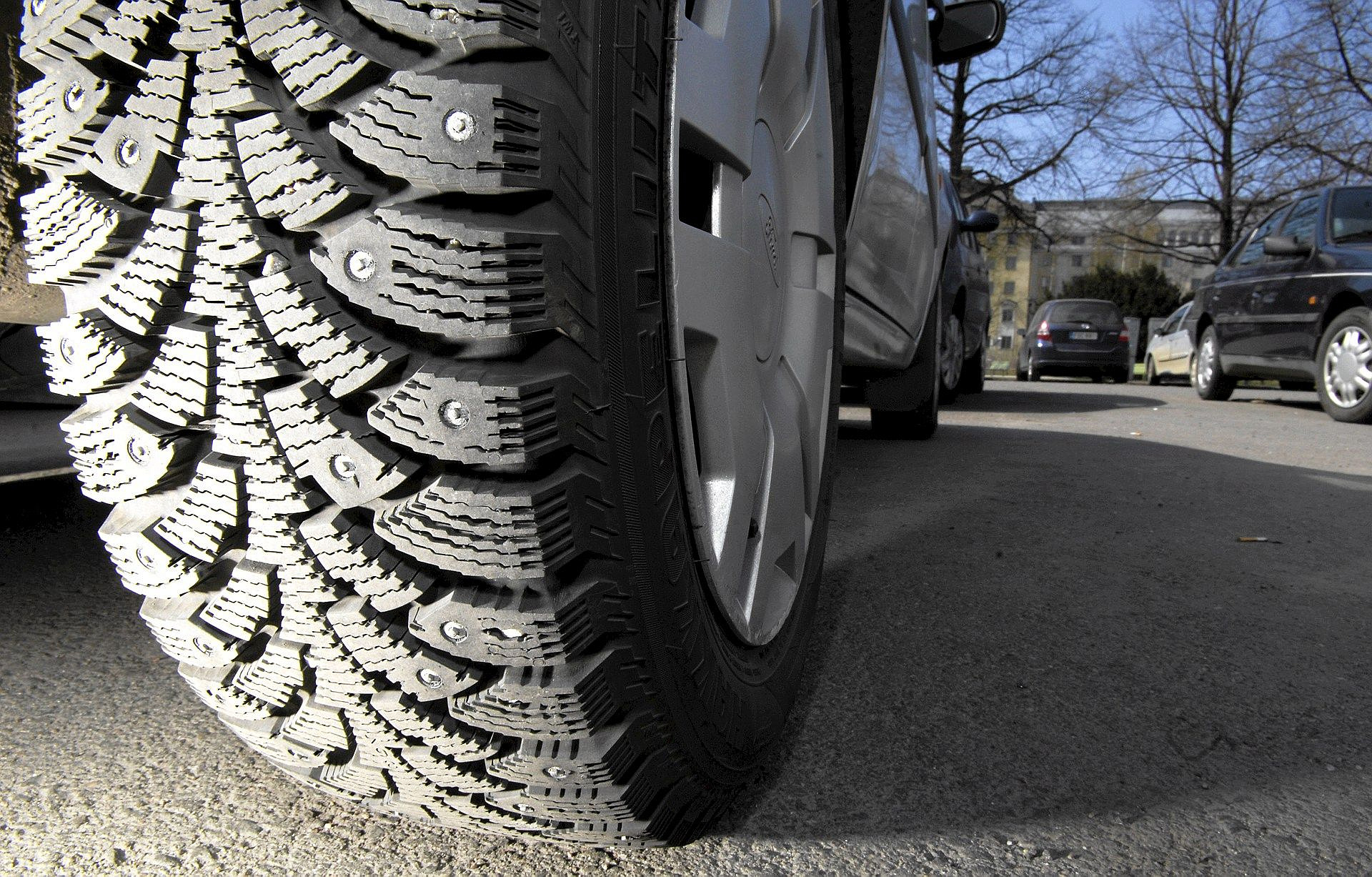 В России могут запретить шипованную резину