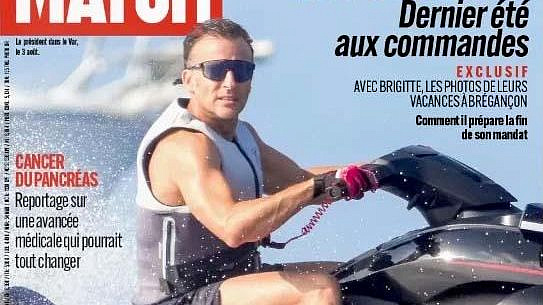 Макрона раскритиковали за фото на гидроцикле в разгар пожаров в стране