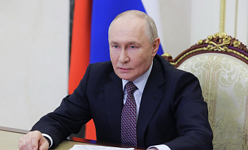 Путин поговорил с Белоусовым после парада