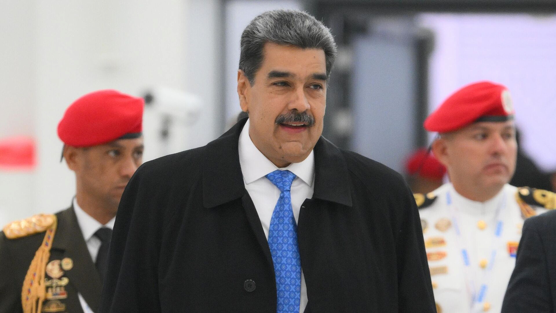 ������ ������� ������� �� ��������� ���� � ������� � �����������