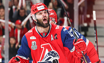 "Локомотив" обыграл "Сибирь" в матче КХЛ