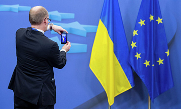 Канцлер Австрии назвал коррупцию на Украине "более чем неприятным событием"