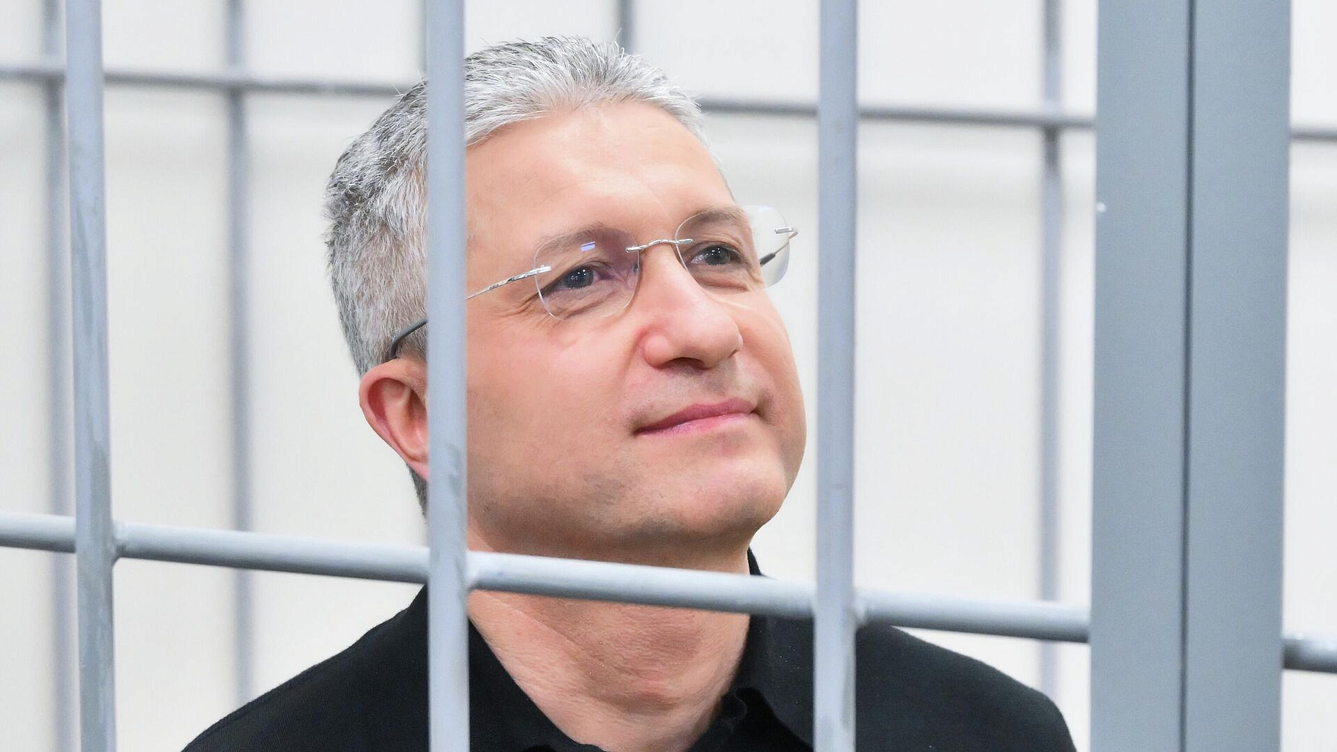 Суд утвердил отказ Тимуру Иванову в иске к военкомату