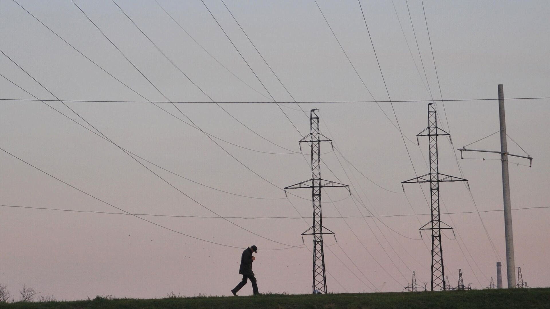 На Украине не смогут восстановить работу всех объектов энергетики до зимы