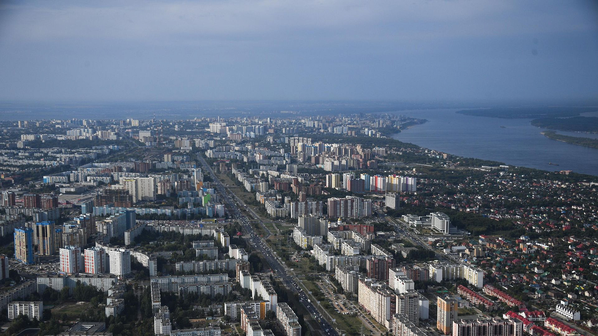 В Самаре остановили движение общественного транспорта