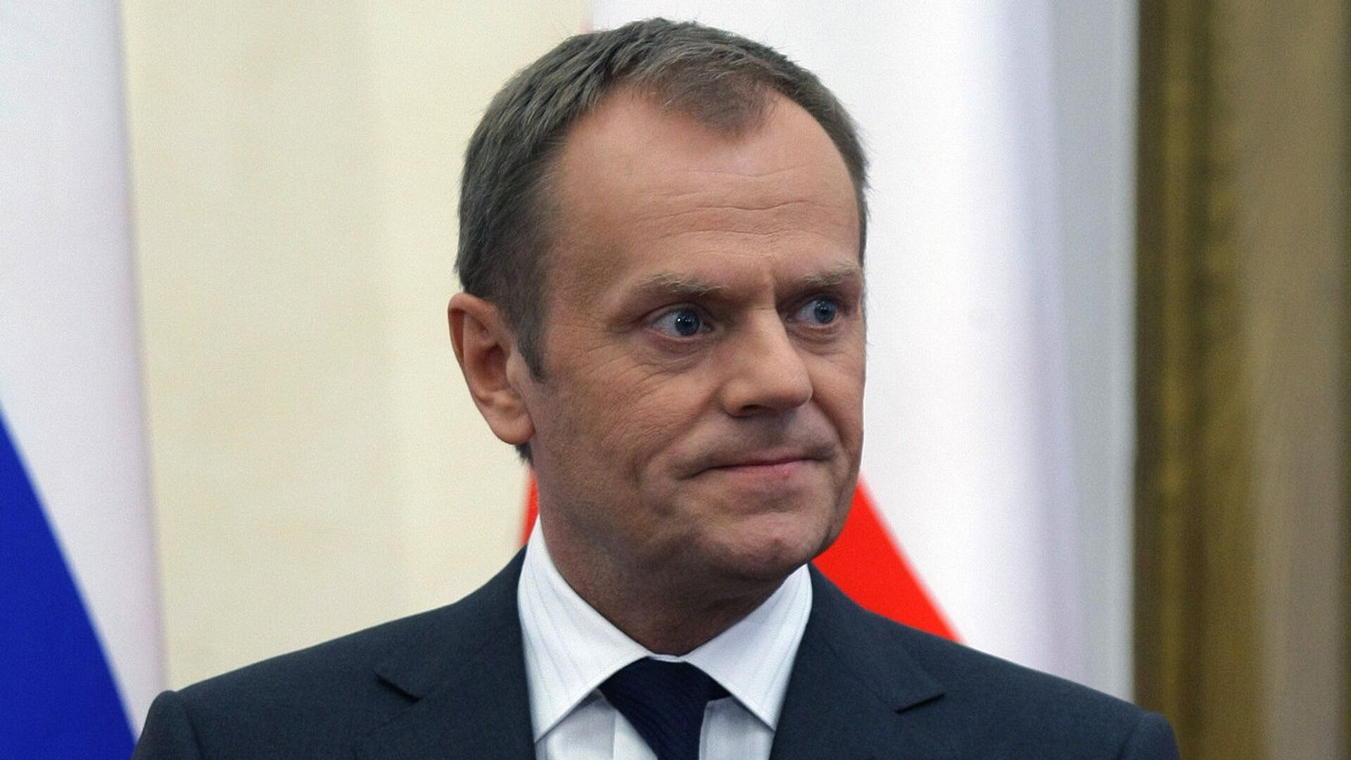 Туск призвал Киев взять ответственность за героизацию лидеров УПА*