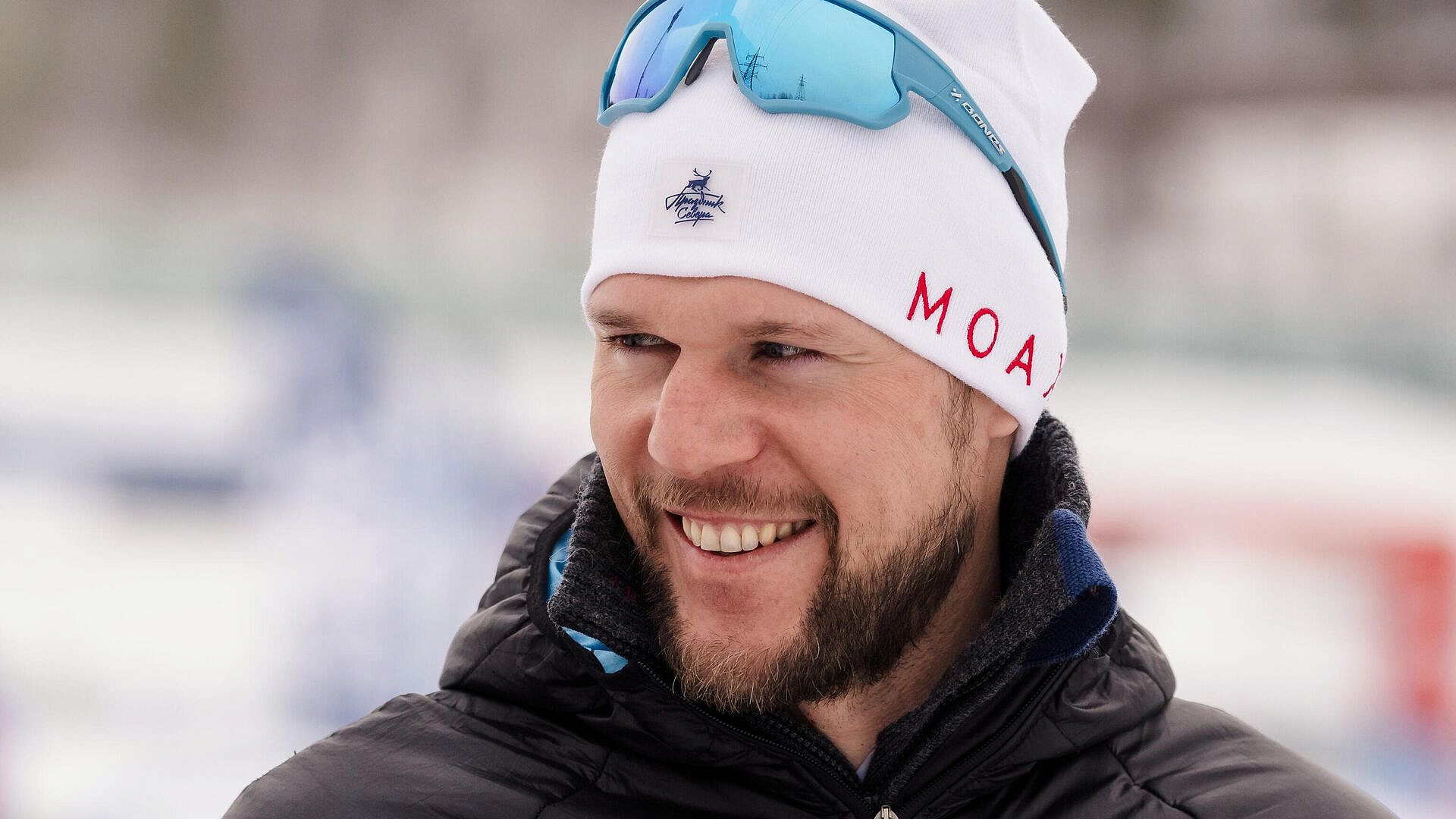 "Вяльбе сказала: "Ты стар". И выгнала": хитовое интервью голоса русских лыж