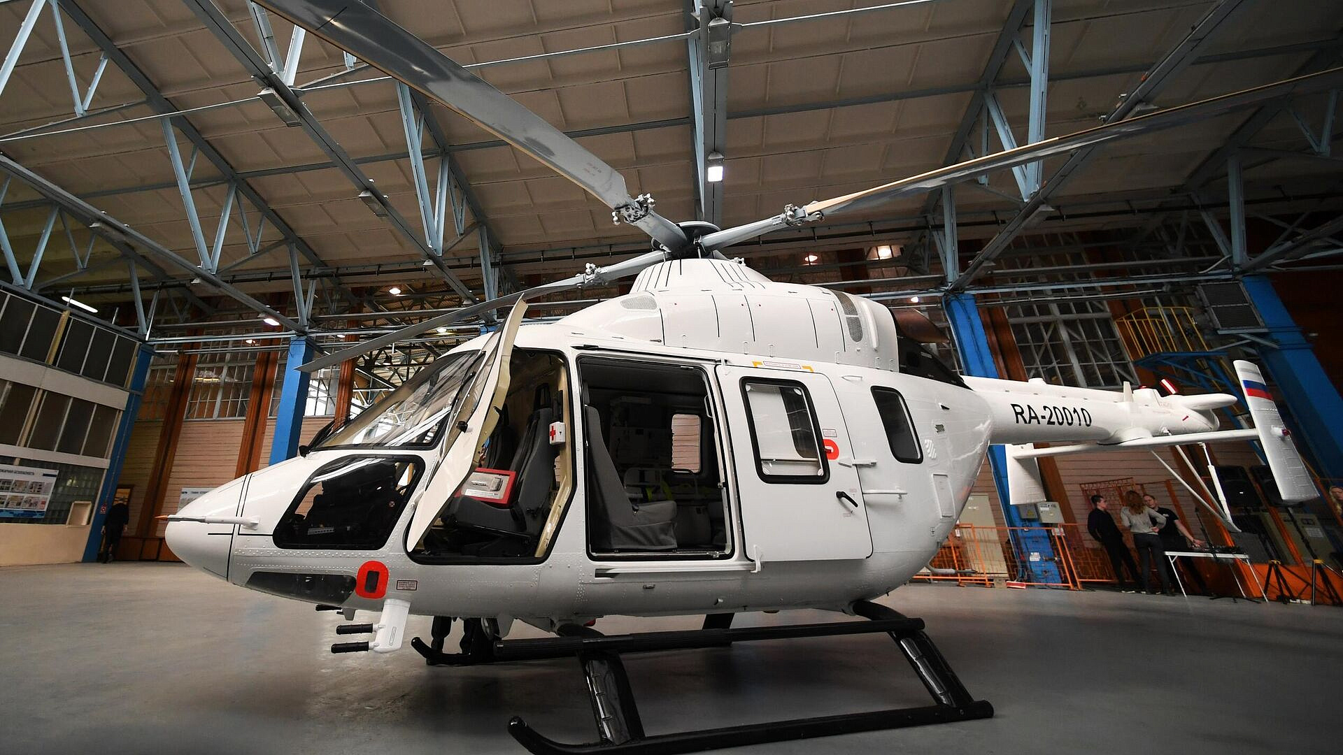 Россия планирует увеличить выпуск гражданских вертолетов почти на треть