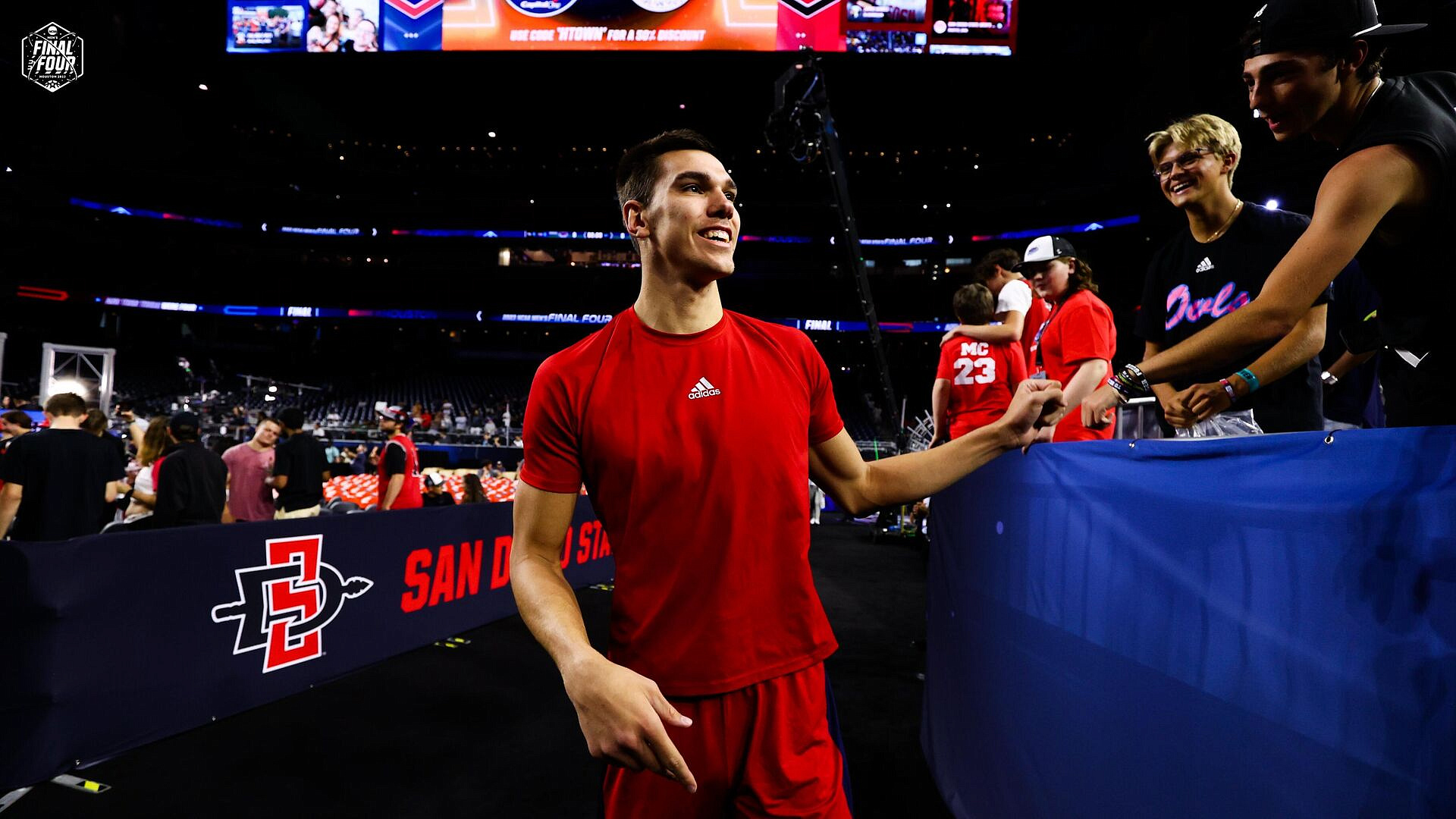 "������" ������� "������" � ����� ���