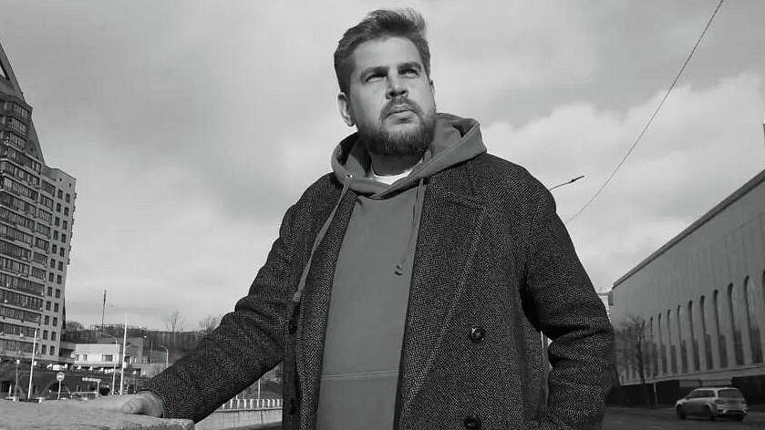 Актер из сериала "Универ" Николай Ткаченко погиб в зоне СВО