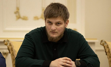 Старшего сына Кадырова наградили медалью Николая Озерова