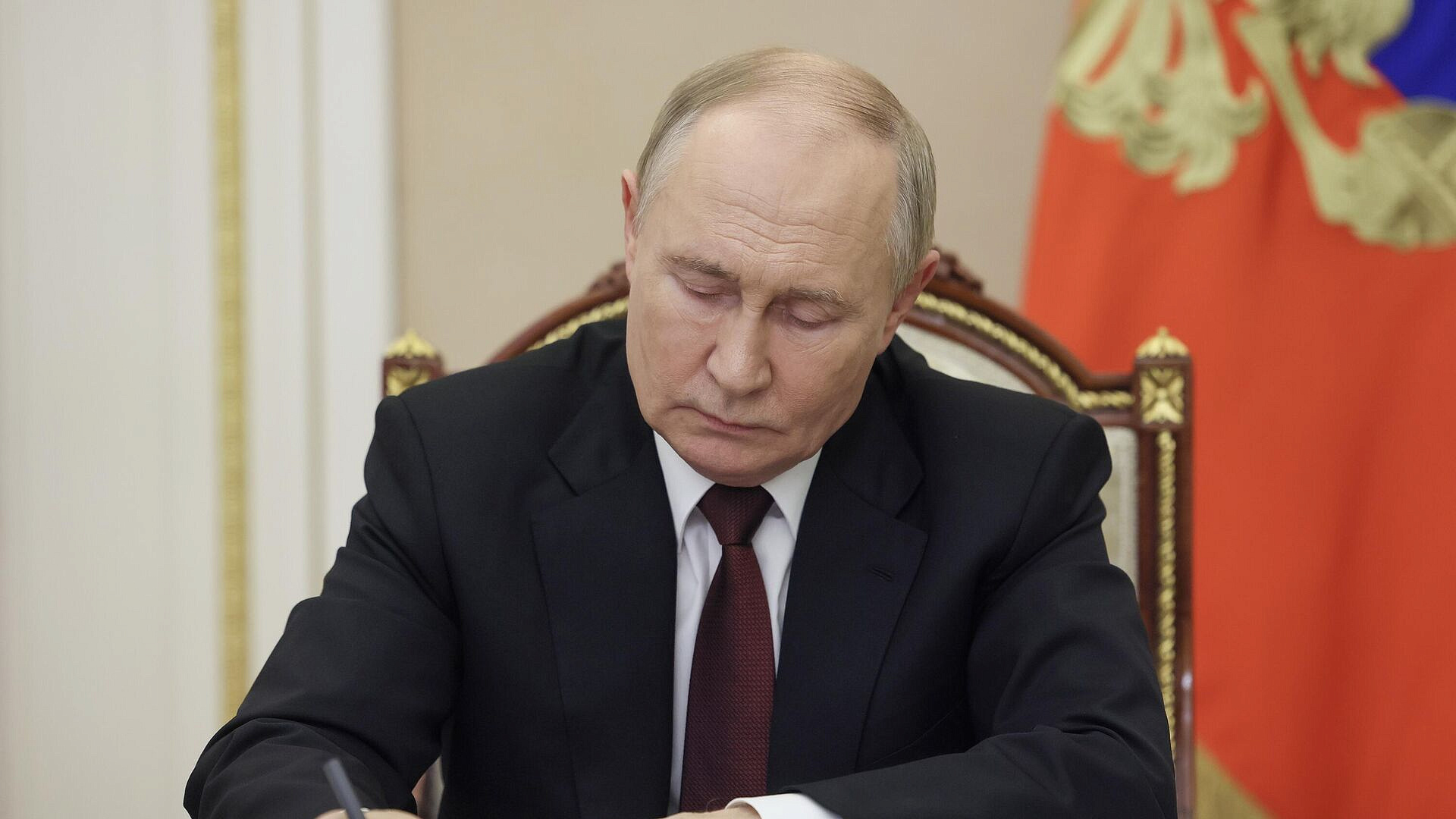 Путин наградил орденом Пирогова коллектив больницы Белгорода