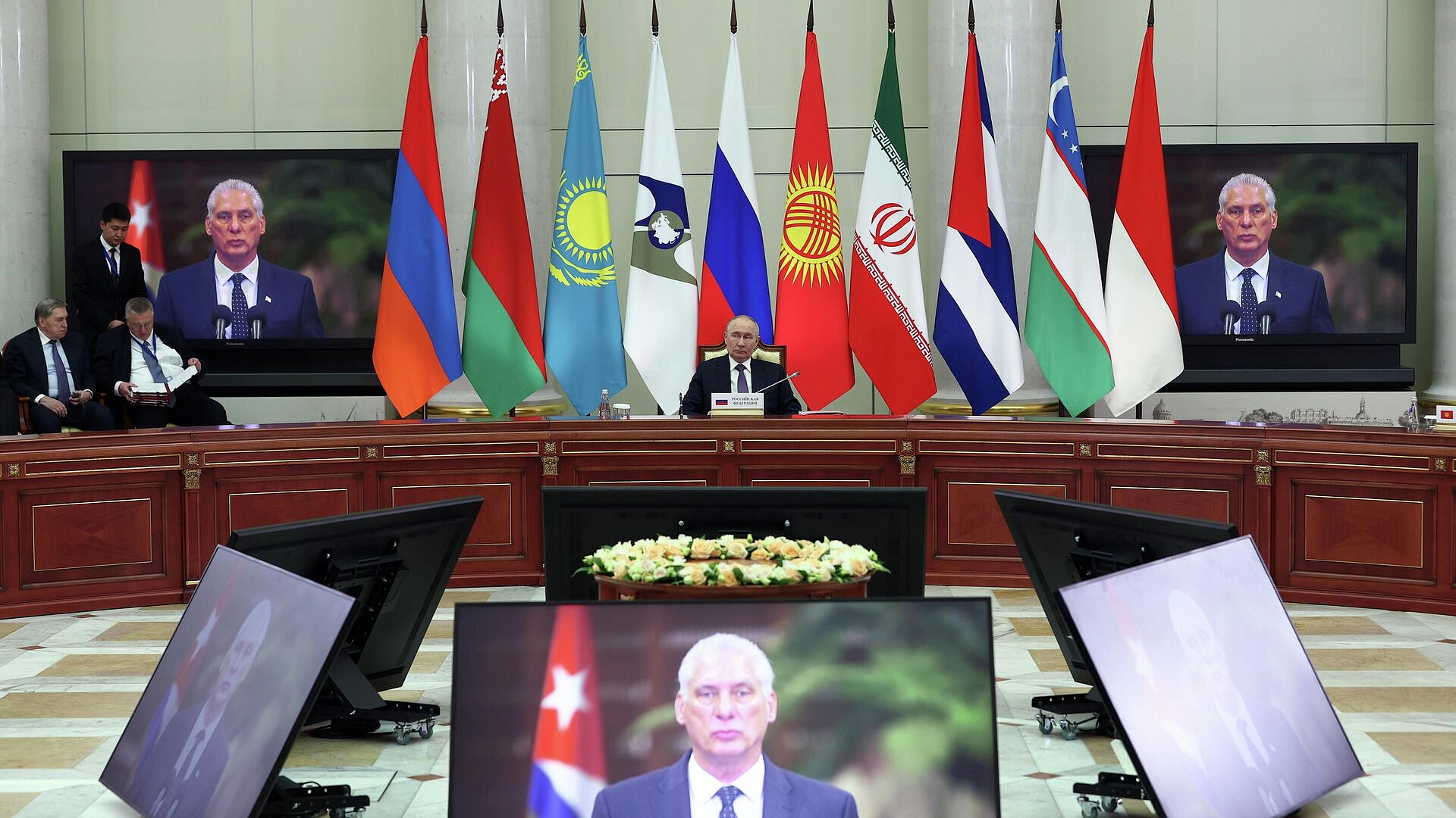 ������ ���������� � ������������ �������� ������ ����� ��������