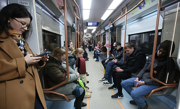 В московском метро проверяют сумки пассажиров