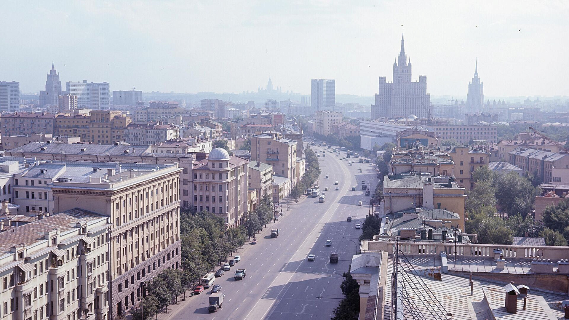 Почему в СССР строили дома в пять и девять этажей