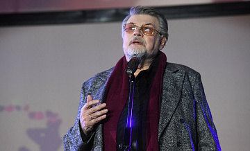 Многие люди относились к Ширвиндту с почитанием, заявил депутат Жуков