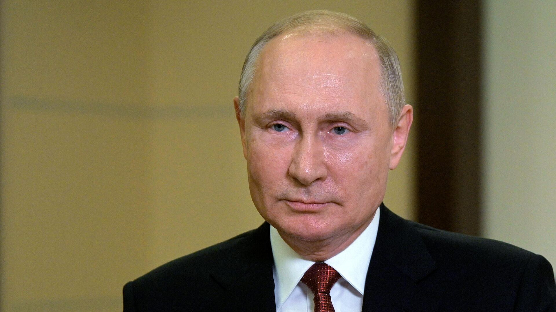 Путин обратился к россиянам после обнародования официальных итогов выборов