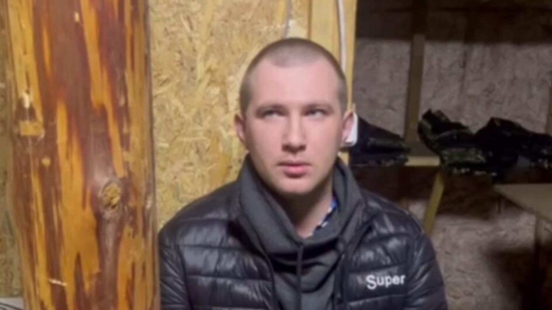 В Курахово задержали украинского военного, скрывавшегося в подвале