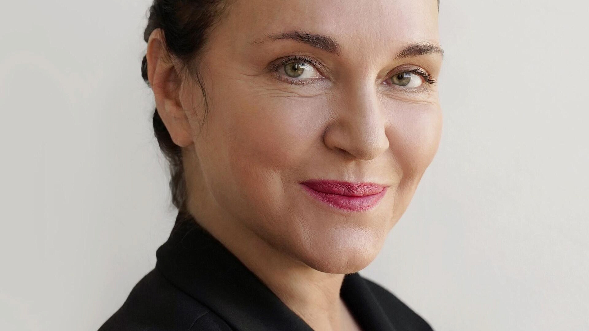 Татьяна Лютаева рассказала, чему учится у внуков