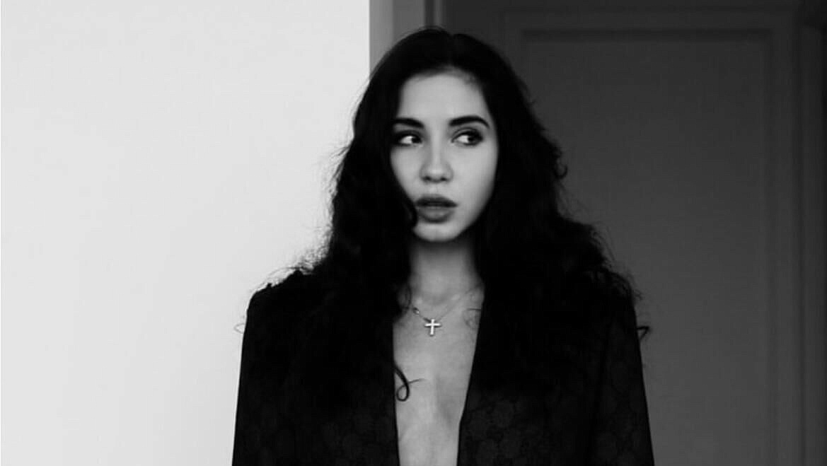 Дочь Тутберидзе пожаловалась на запах дыма сигарет в Олимпийской деревне