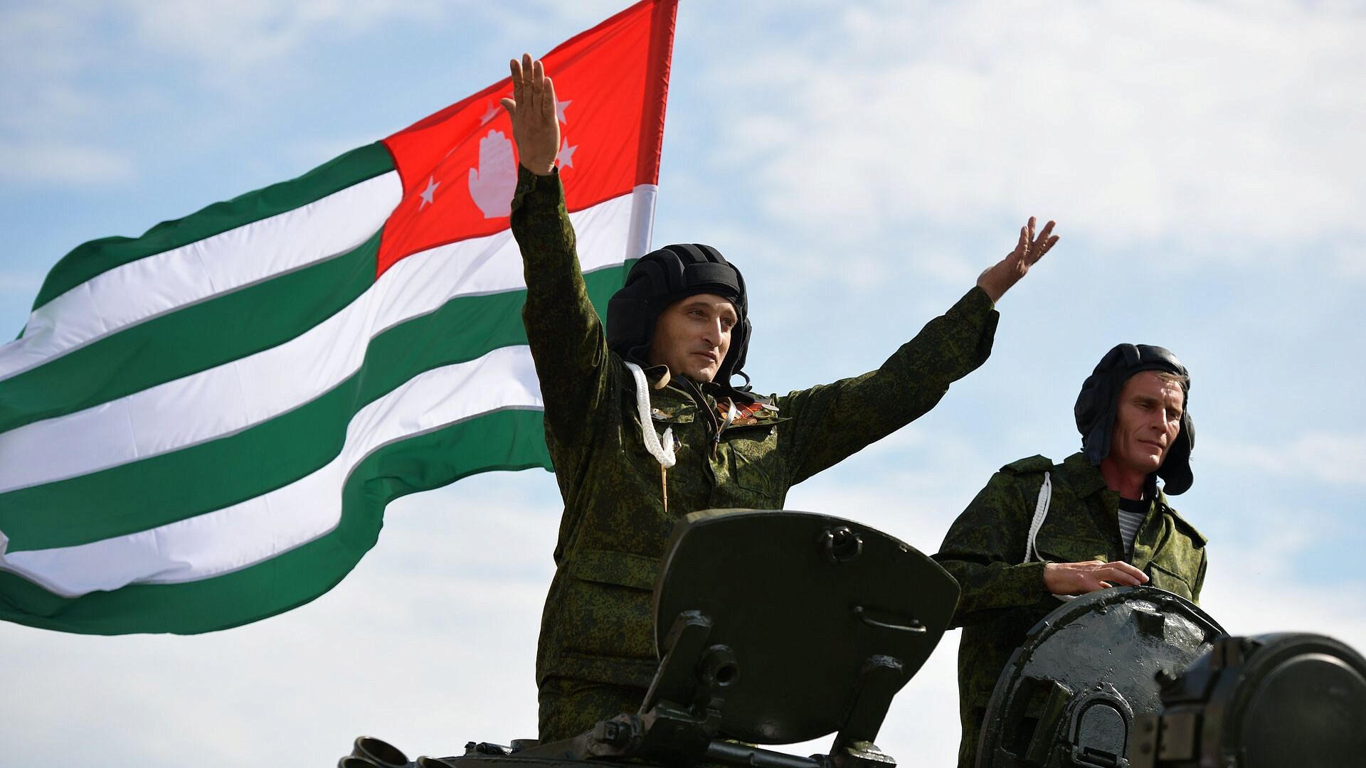 В Сухуме прошел парад Победы