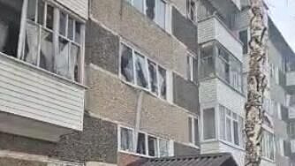 В Тобольске ликвидировали пожар, где горел дом после взрыва