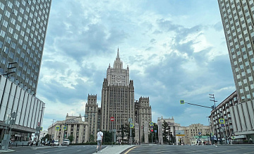 Идеи США об эмбарго на товары из России "вилами на воде писаны", заявил МИД