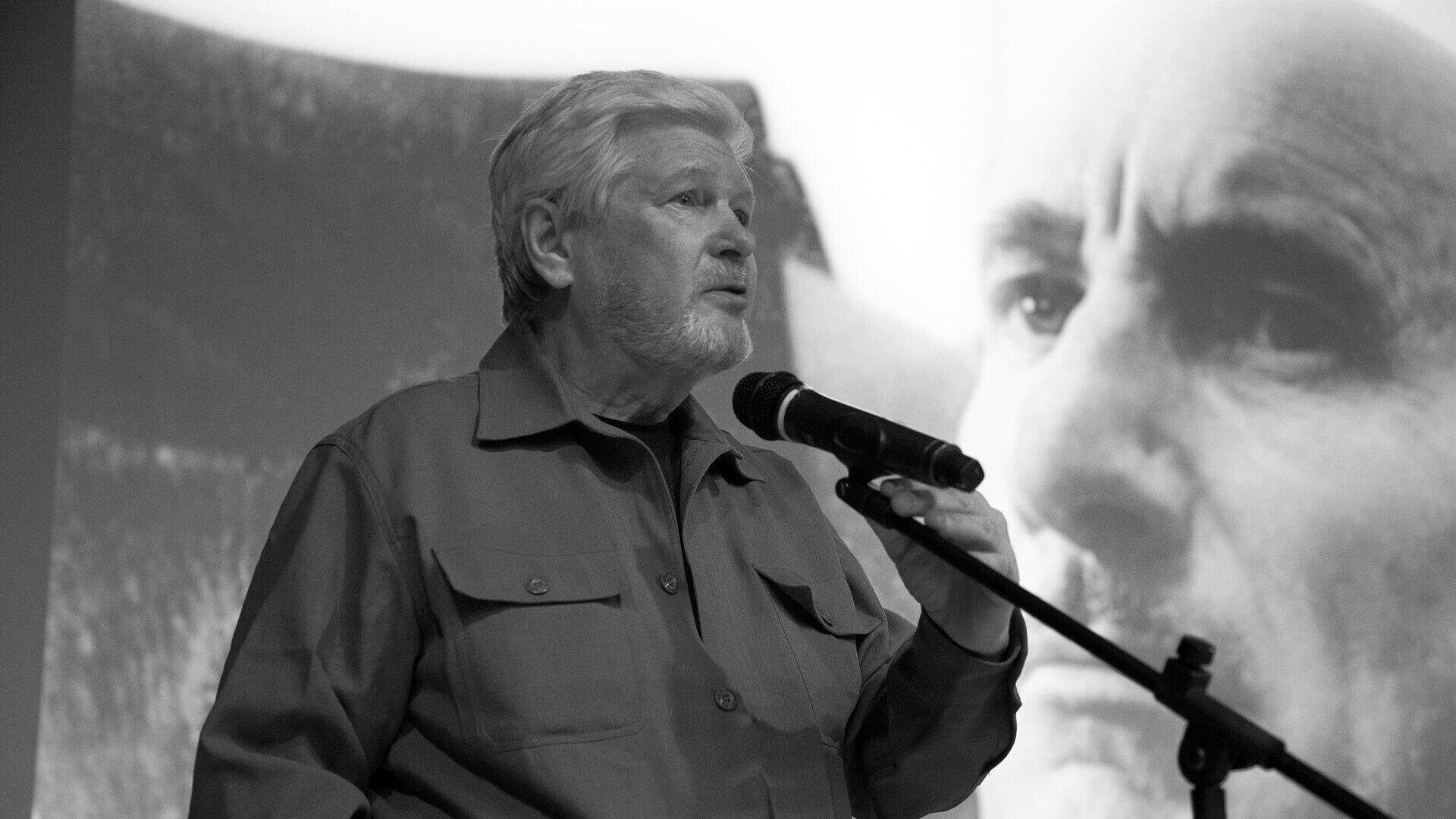 Умер режиссер Олег Шухер