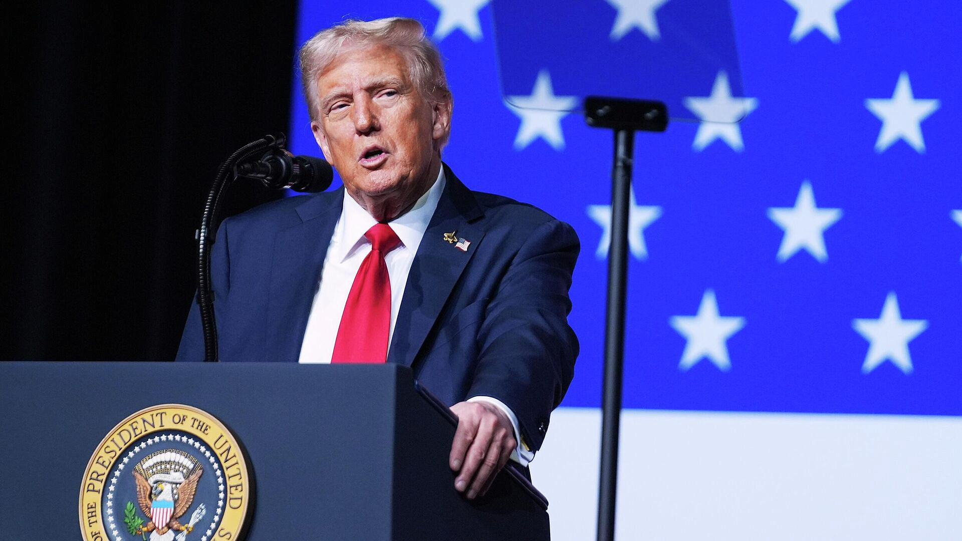 Трамп заявил, что чувствует себя отлично