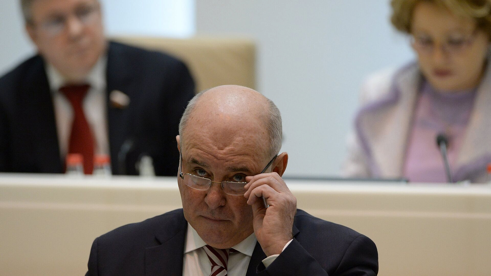 ������� ������ � ���������� ����� ����������� ����������� � ��������������