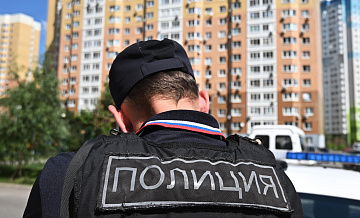В Махачкале дети разрисовали портреты участников СВО