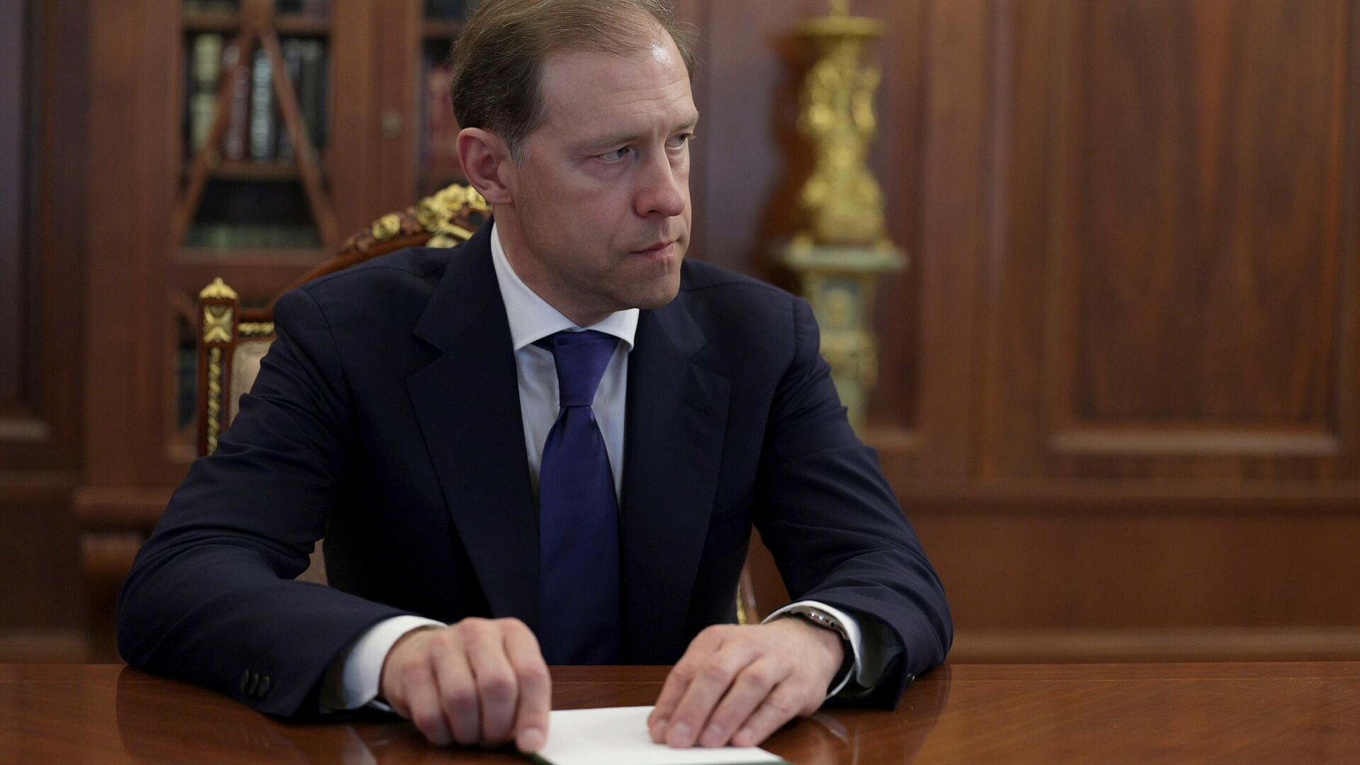 Мантуров заявил о росте спроса на российское оружие в мире благодаря СВО