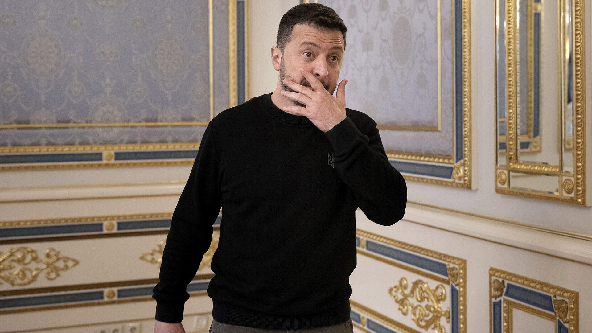 "Часть сделки". На Западе раскрыли, за что Байден платит Зеленскому