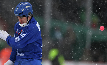 "Динамо" победило "Кузбасс" на старте полуфинальной серии ЧР по бенди