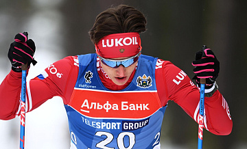 Коростелев стал десятым в масс-старте на этапе КМ в Норвегии