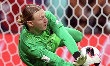 Тренер "ПСЖ" рассказал, в чем Сафонов лучше остальных вратарей