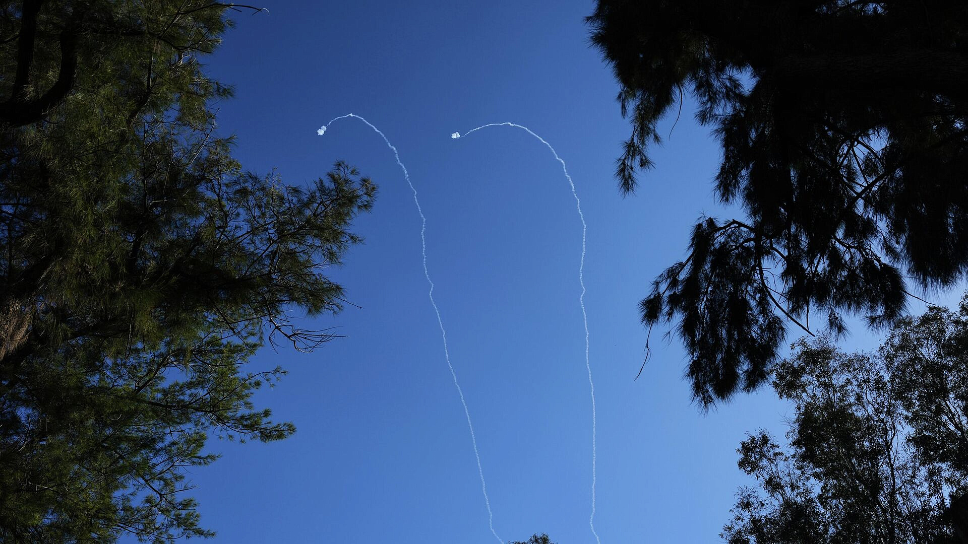 ЦАХАЛ заявила о перехвате более десяти беспилотников "Хезболлы"