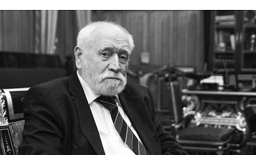 Умер искусствовед Геннадий Попов 