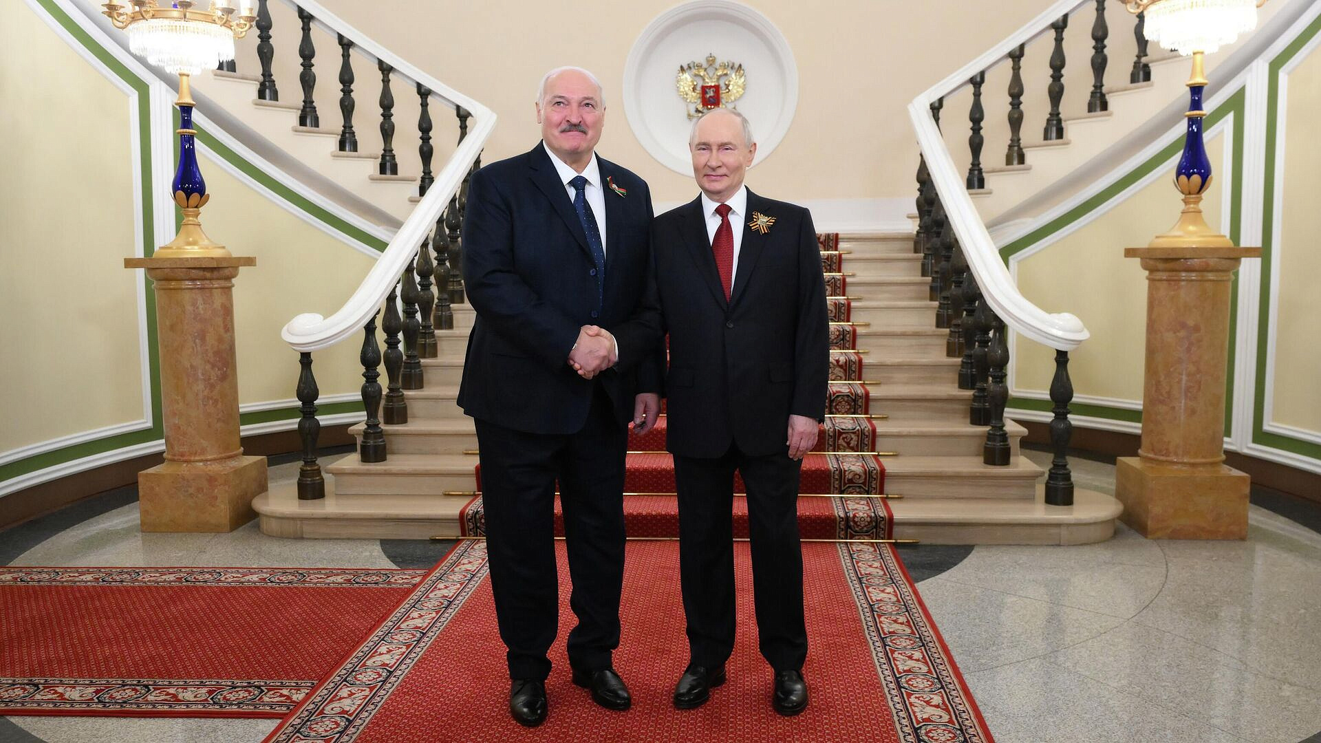 Лукашенко сообщил Путину, что уже сказал кое-что за него