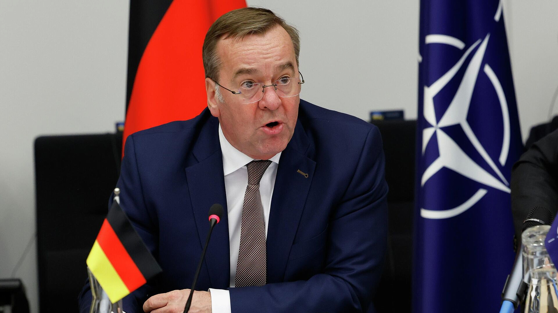 Писториус отказался от инициативы Трампа послать корабли на Ближний Восток