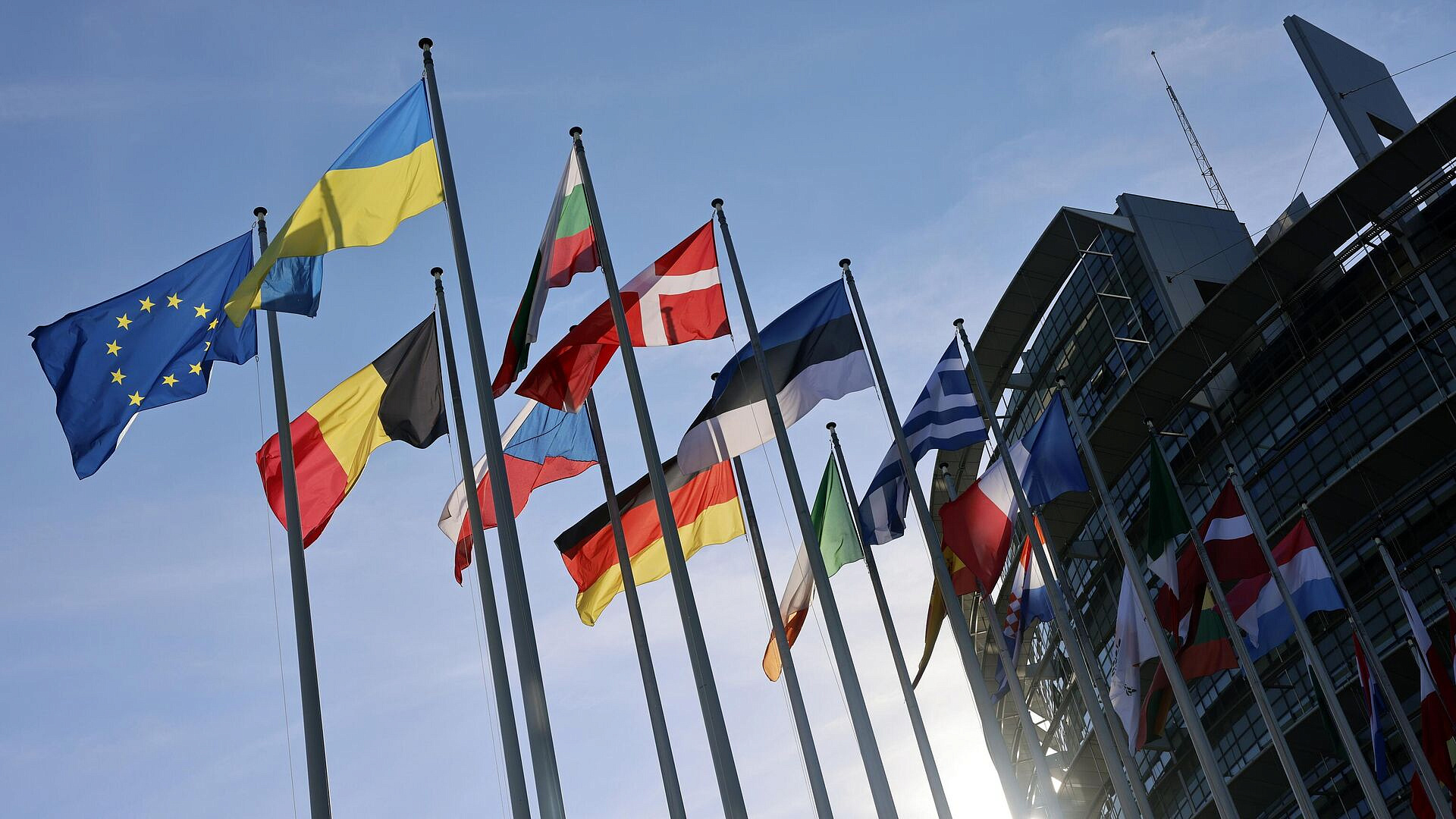 ������� ��������� ���� ���������� � ������������ � ��