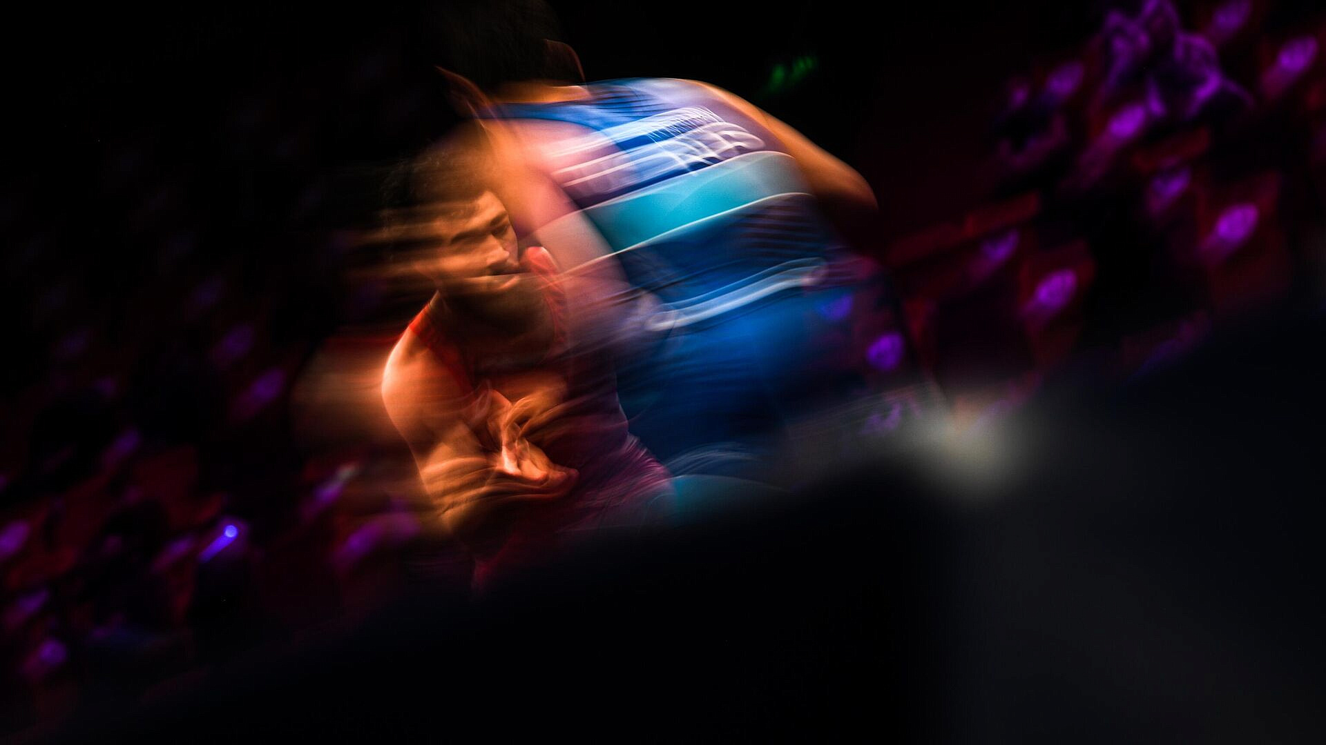 Мехтиханов выиграл серебро чемпионата Европы по вольной борьбе