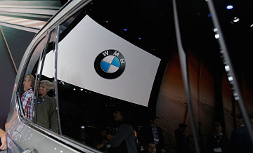 BMW отзывает более 318 тысяч машин в США