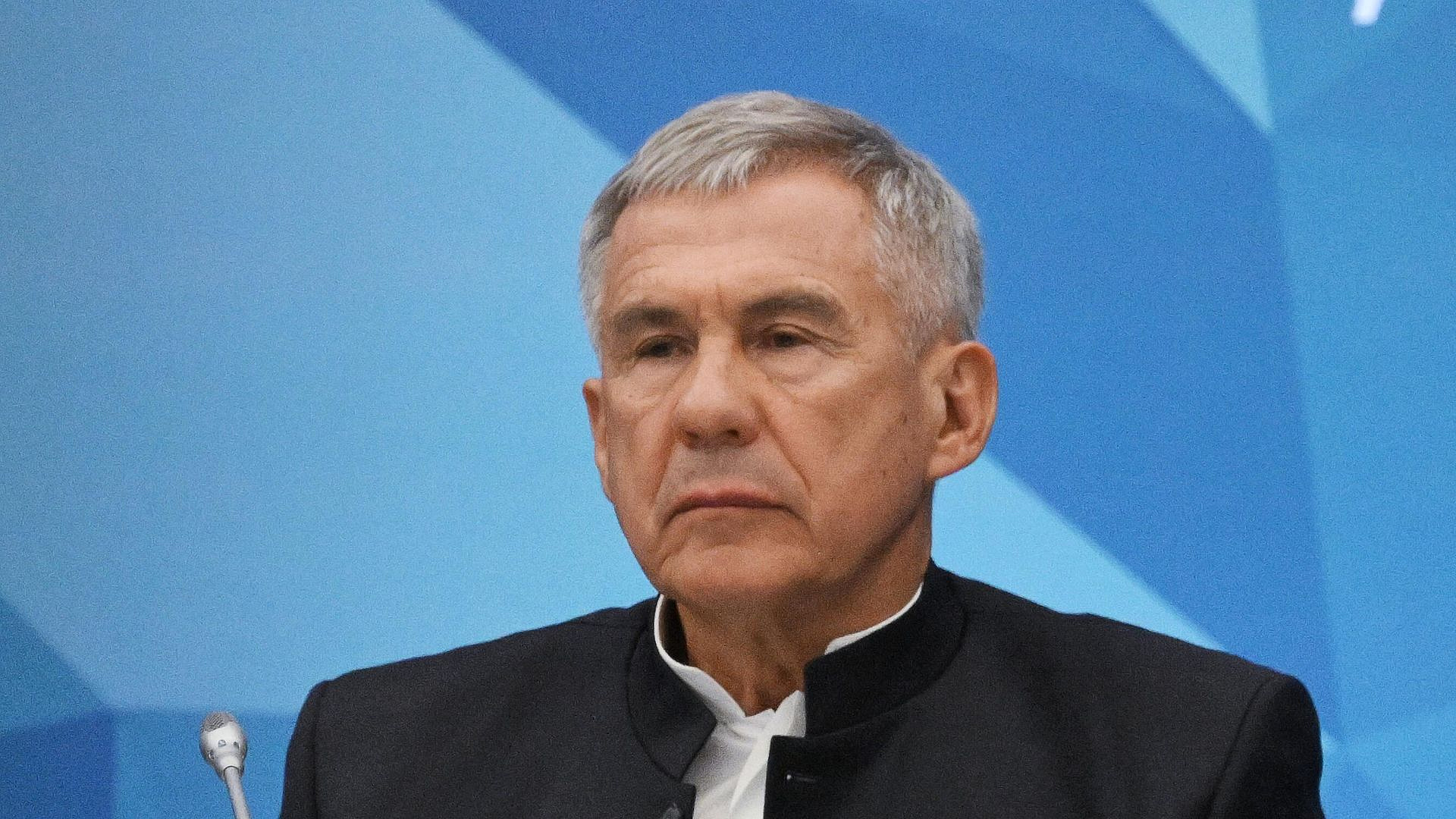 Глава Татарстана поручил ликвидировать последствия атаки на Нижнекамск