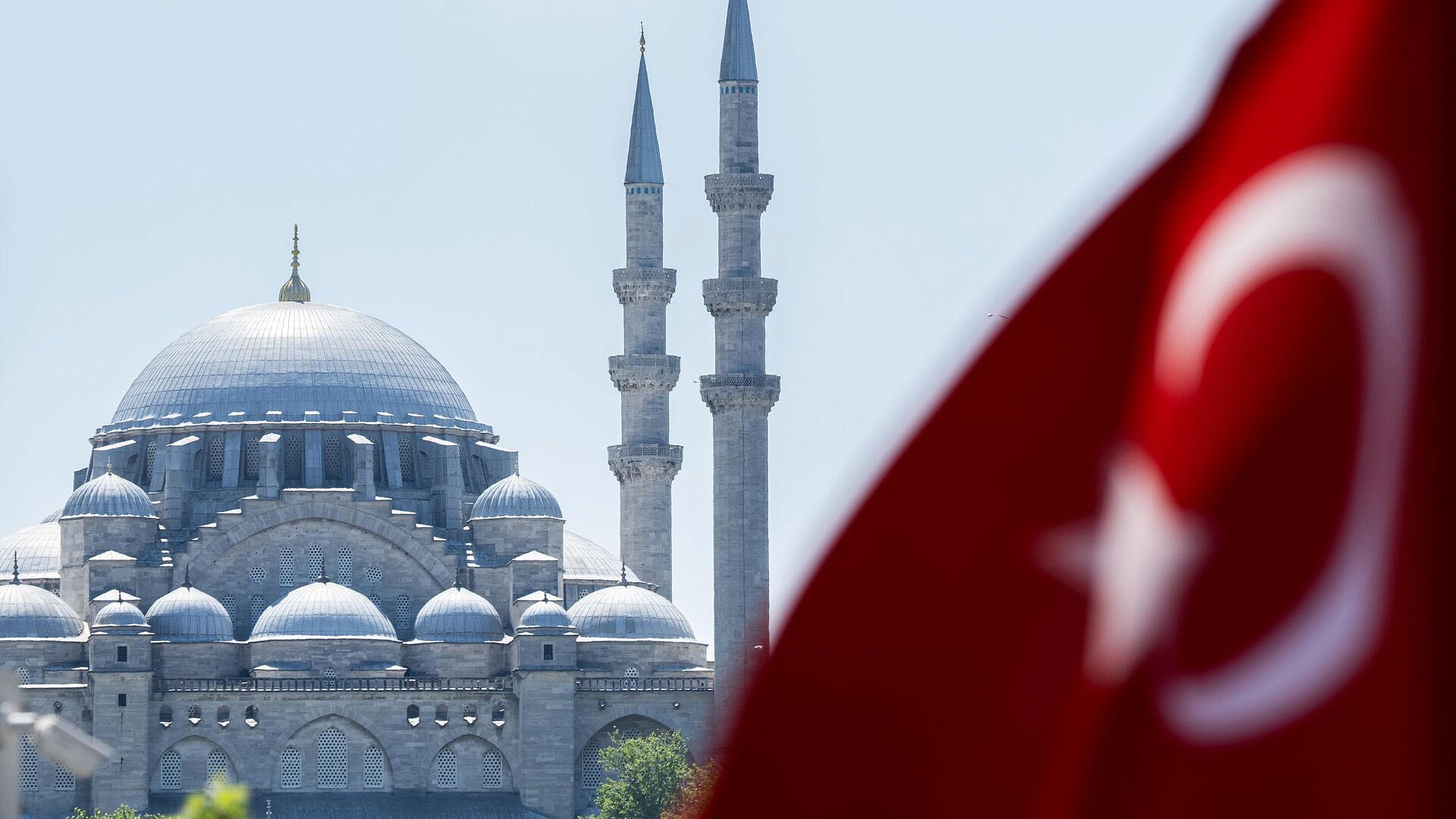 МИД Турции осудил наземную операцию Израиля в Ливане