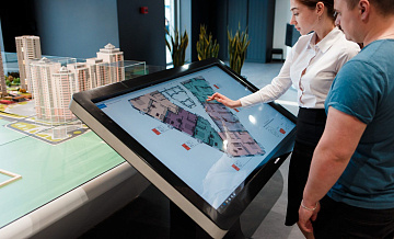 В Москве увеличены продажи сенсорных дисплеев и интерактивных панелей