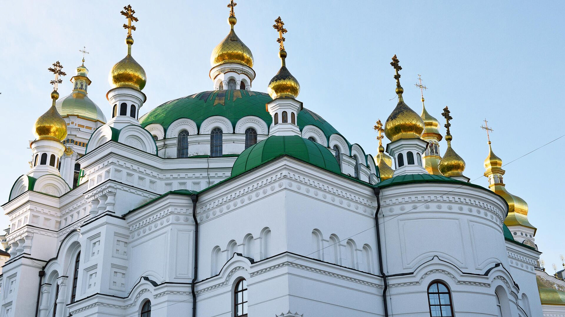 На Украине собираются изъять мощи из Киево-Печерской лавры, заявили в РПЦ