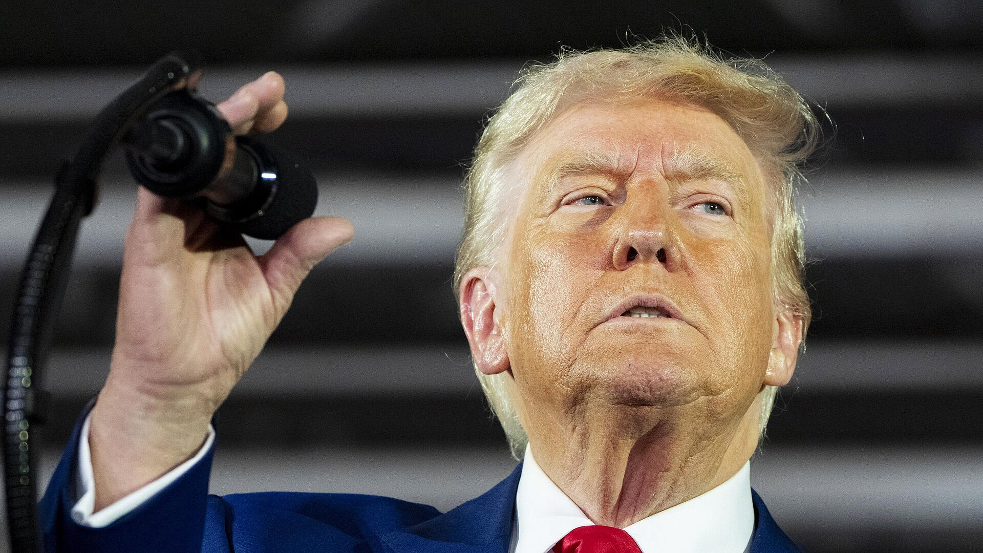 Во Франции восхитились словами Трампа о России